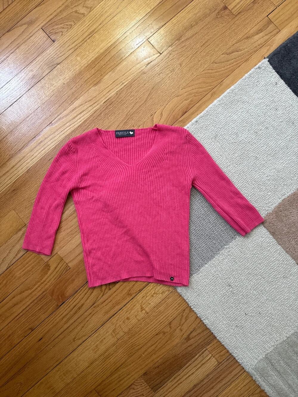 Hot pink Italian vintage Y2K ribbed slightly cropped sweater - XS, Fabiola